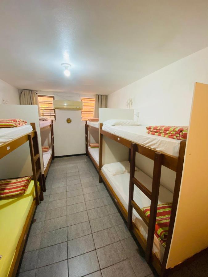 Quatro Ilhas Beach Hostel บอมบินญัส ภายนอก รูปภาพ
