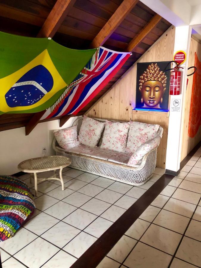 Quatro Ilhas Beach Hostel บอมบินญัส ภายนอก รูปภาพ