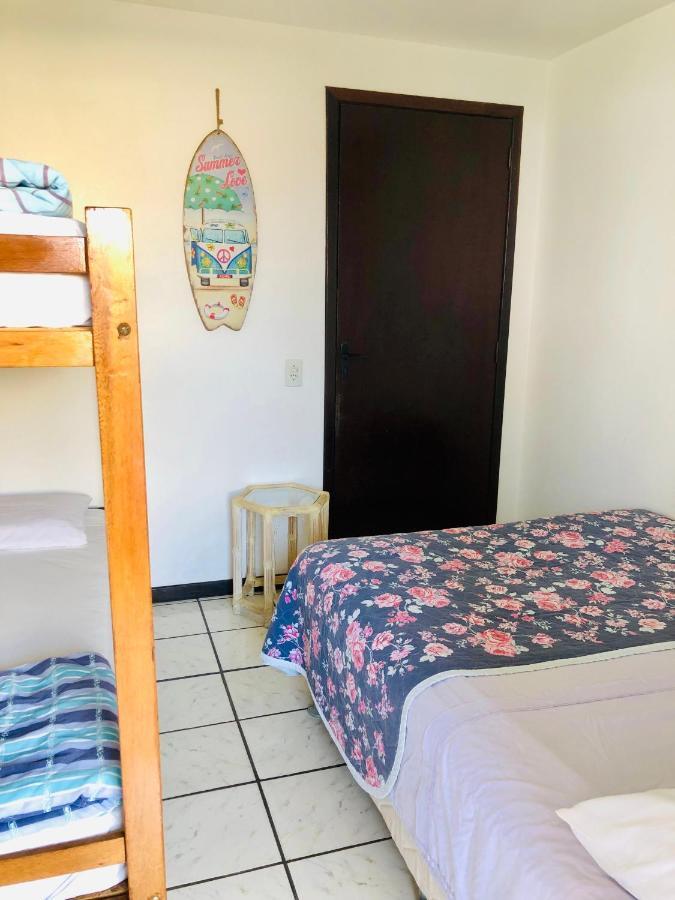 Quatro Ilhas Beach Hostel บอมบินญัส ภายนอก รูปภาพ