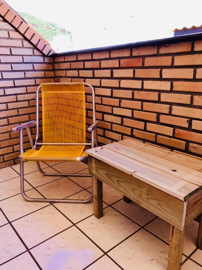Quatro Ilhas Beach Hostel บอมบินญัส ภายนอก รูปภาพ